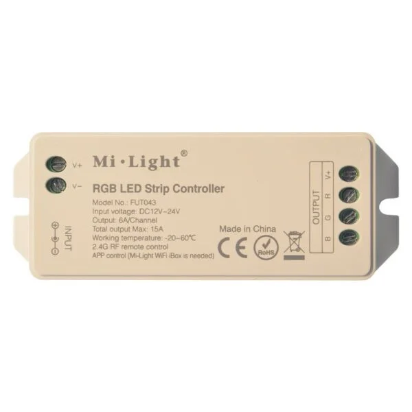 Controler inteligent 2.4GHz FUT043 Wireless RF pentru banda LED RGB Mi-Light 3 Canale 15A