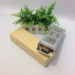 Transformator slim 222x68x40 mm de la 220v la 12v, 240w, 20A pentru interior, ip20