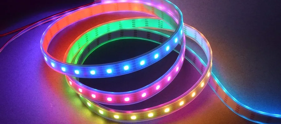 Principalele diferente dintre banda LED Analog si banda LED Digitala